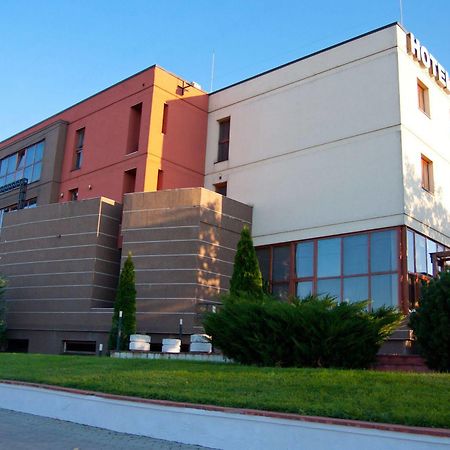 Hotel Phoenix Arad Exterior photo