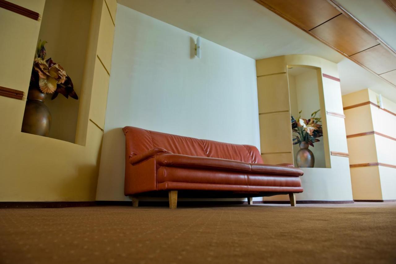 Hotel Phoenix Arad Exterior photo
