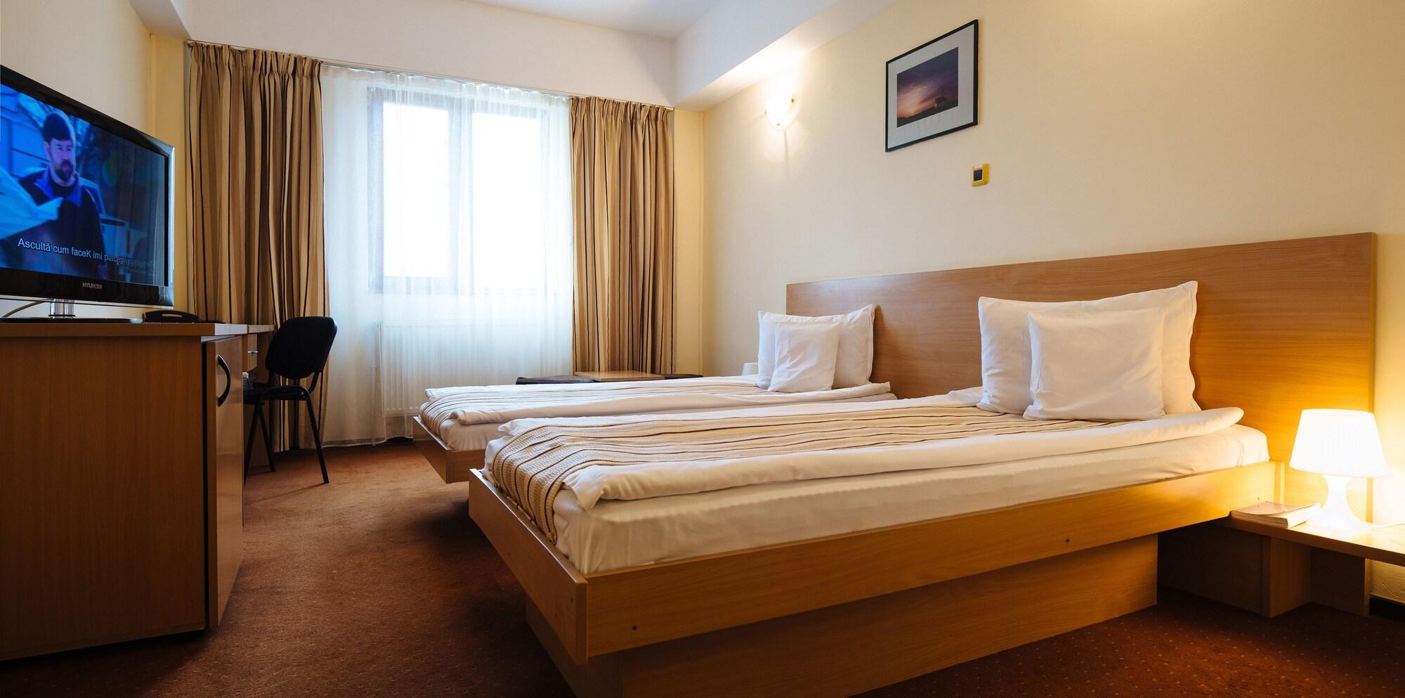 Hotel Phoenix Arad Exterior photo